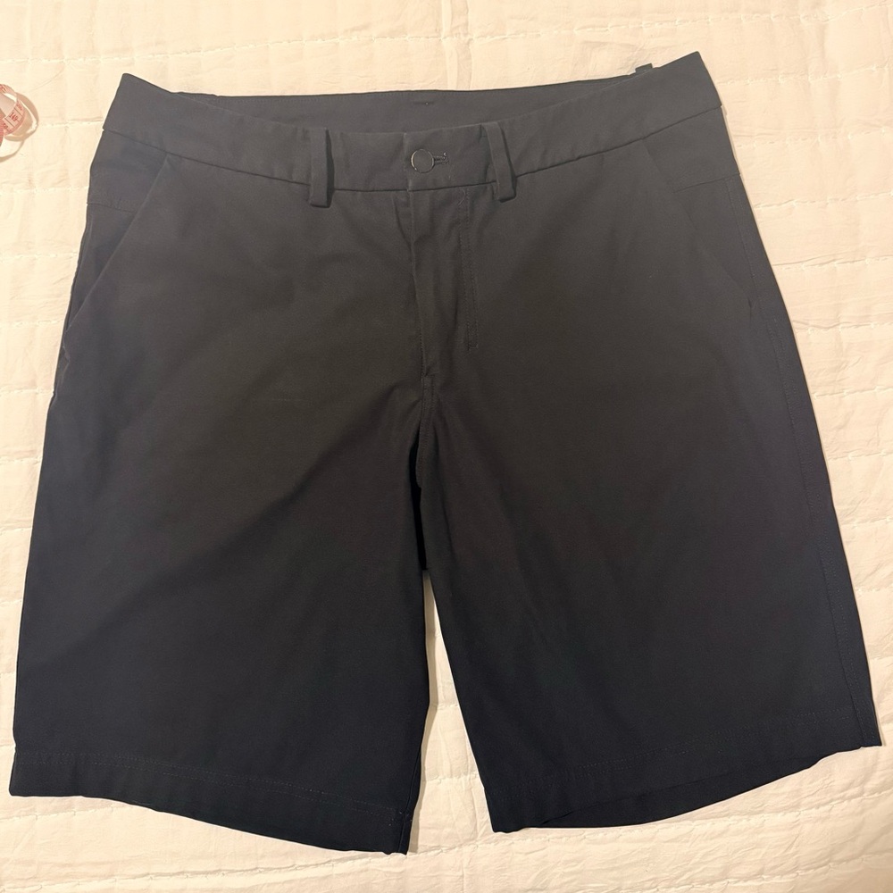 lululemon athletica Men's Black Flat-Front Performance Shorts